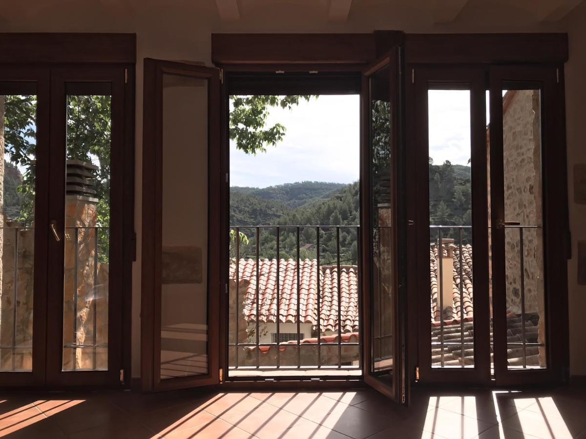 La Casa De La Acacia Apartment Olba Ngoại thất bức ảnh