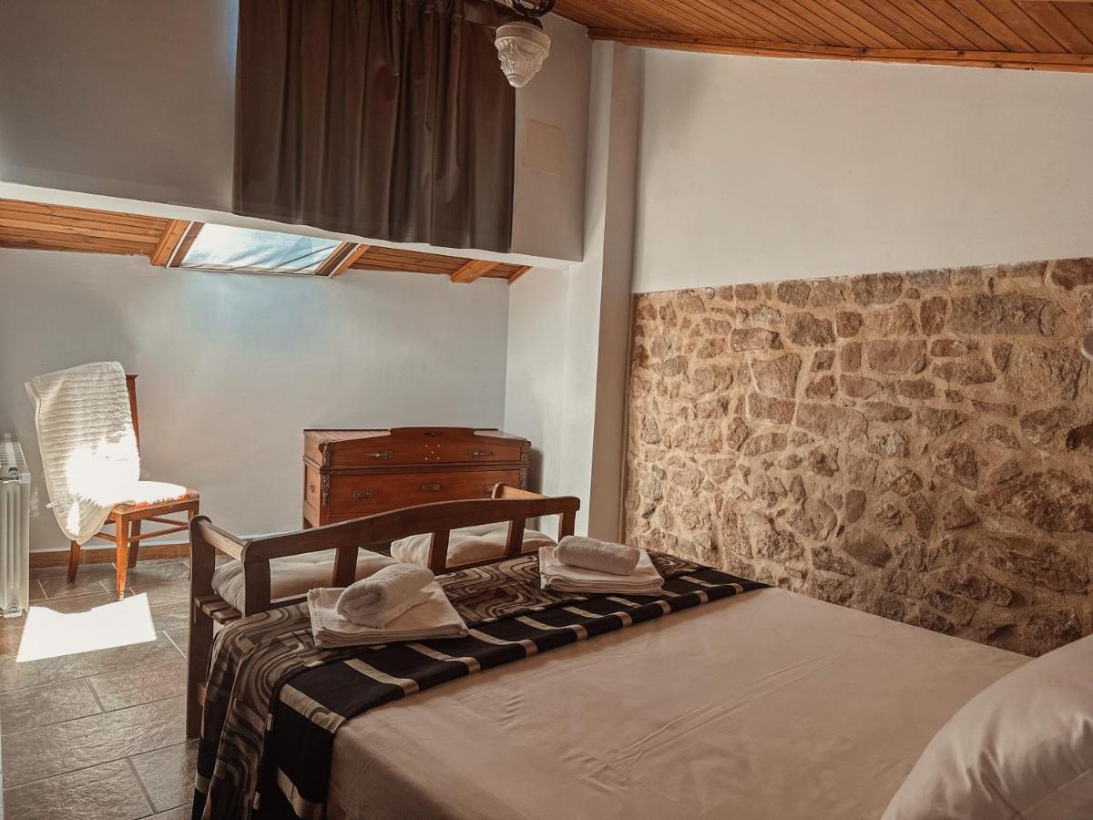 La Casa De La Acacia Apartment Olba Ngoại thất bức ảnh