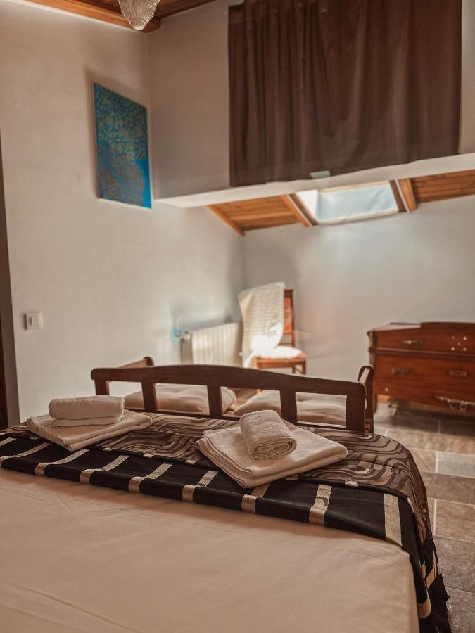 La Casa De La Acacia Apartment Olba Ngoại thất bức ảnh